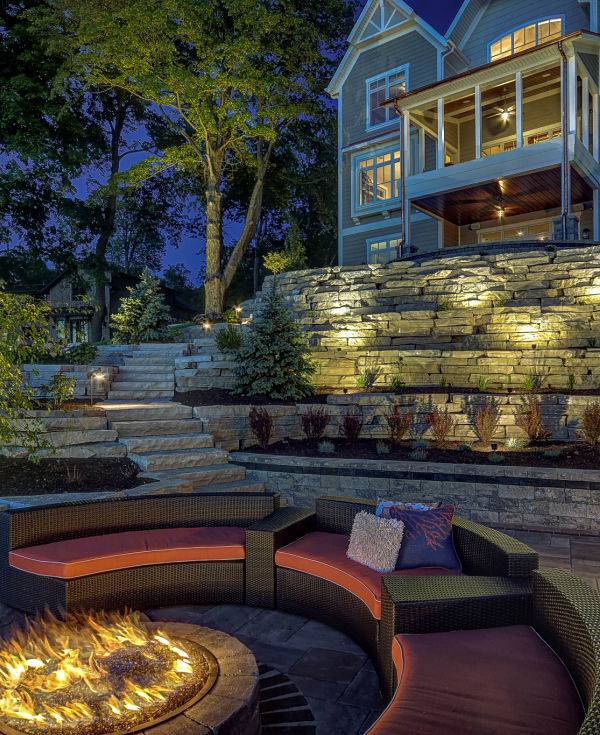 American National Sprinkler & Lighting - Lake Forest landscaping lighting on a backyard space in Lake Forest, IL.