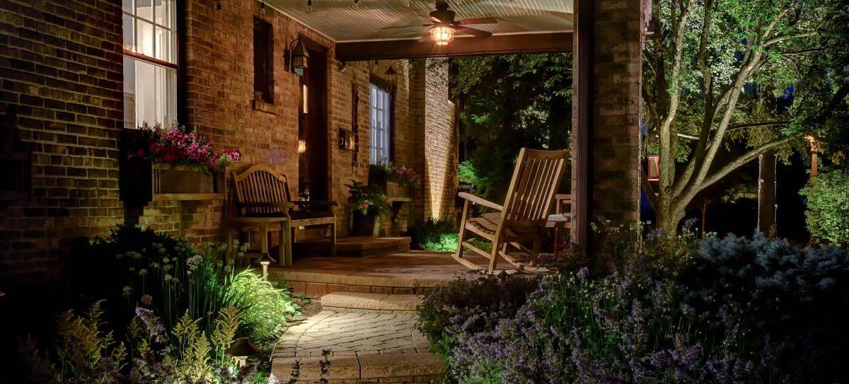 American National Sprinkler & Lighting - a home in Libertyville, IL with an outdoor landscape lighting and front yard lighting.
