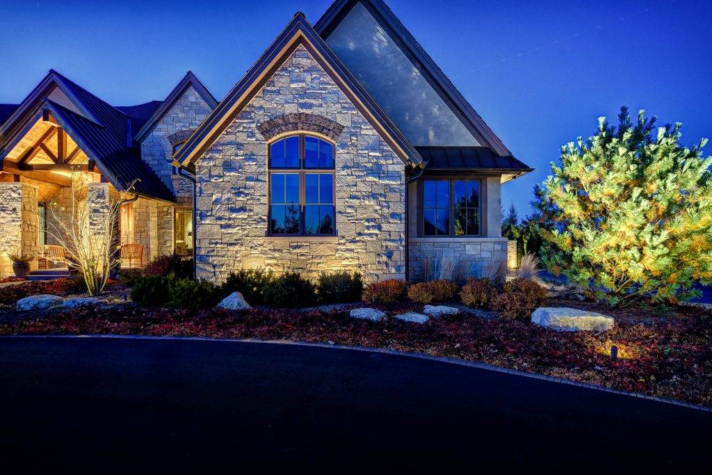 american-national-lighting-and-landscape-lakewood-home (15)