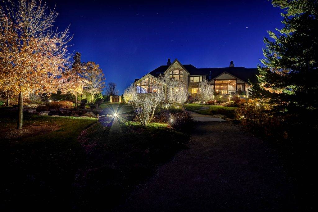 american-national-lighting-and-landscape-lakewood-home (23)