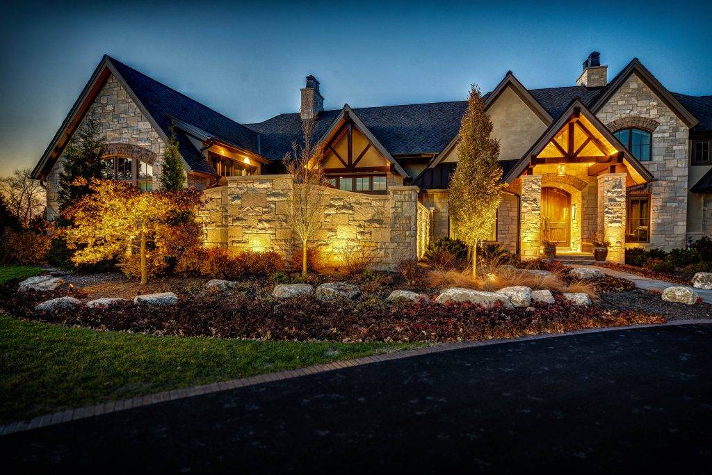 american-national-lighting-and-landscape-lakewood-home (9)