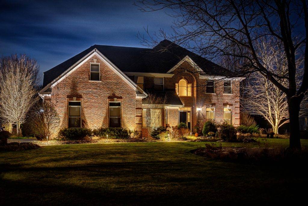 american-national-lighting-and-landscapte-230-north-trail-home (2)