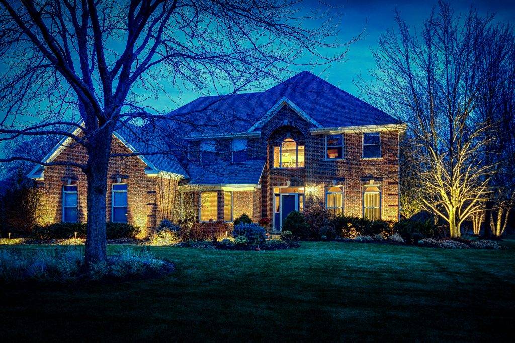 american-national-lighting-and-landscapte-230-north-trail-home (3)